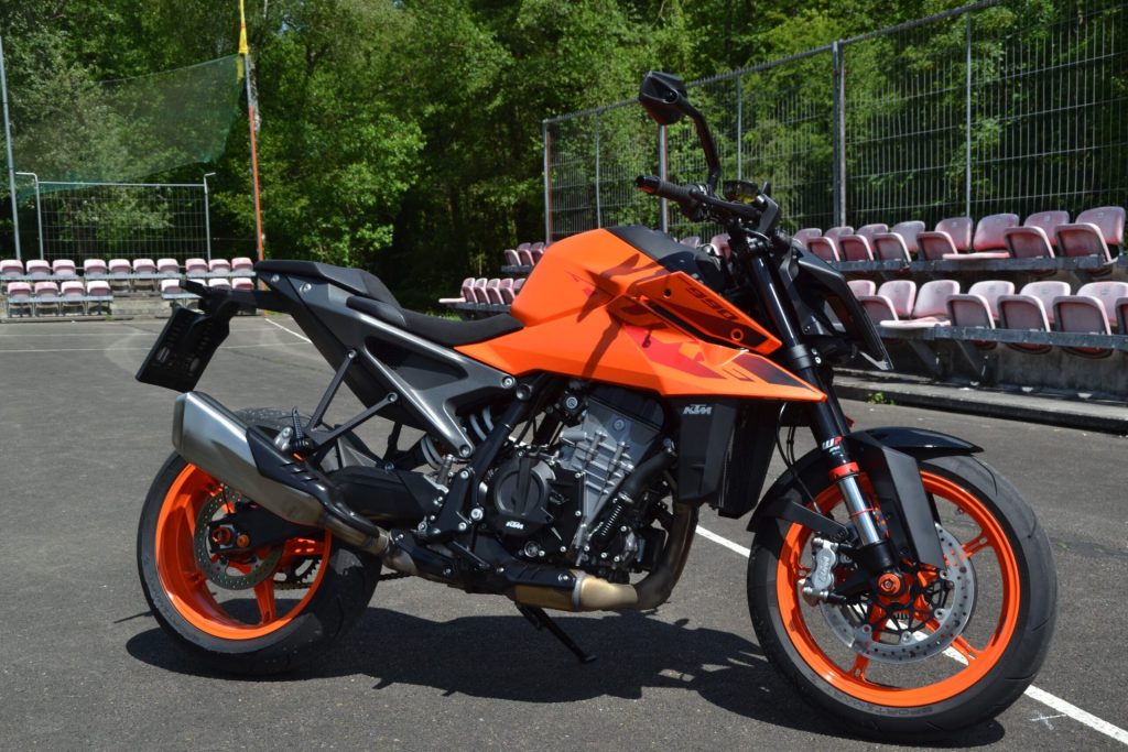  KTM 990 Duke