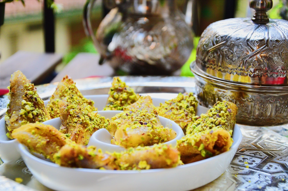 Recette Tunisienne : Samsa au Miel et Amandes à Four