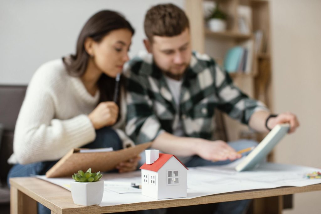 Couple achetant un appartement sur plan en Tunisie projet VEFA