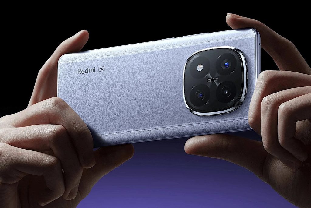 Dos violet effet cuir avec bloc photo 200 MP d'un smartphone Redmi 5G
