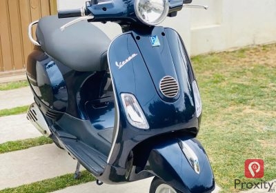Scooter Vespa LX 50 2T à vendre à La Soukra