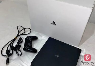 PlayStation 4 Slim 1 To à vendre à Hammam Sousse