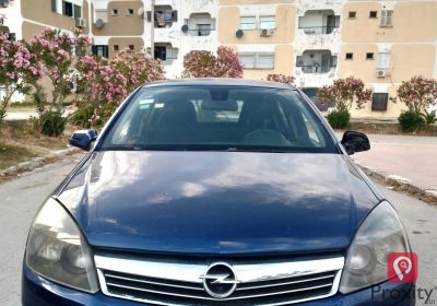 Opel Astra H diesel à vendre à Bizerte - 23800 Dinars
