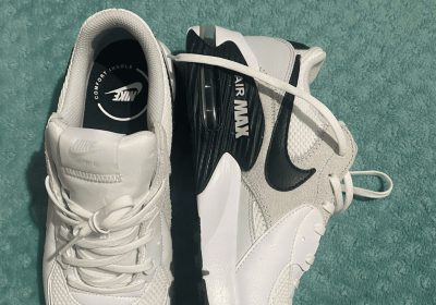 Nike Air Max Excee 42 neuves importées d'Angleterre