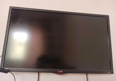 Télévision LG 32 pouces à vendre à Ariana - 280 dinars