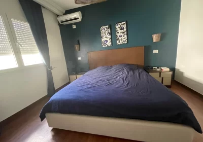 Chambre à coucher haut de gamme à vendre à Cité Ennasr 2