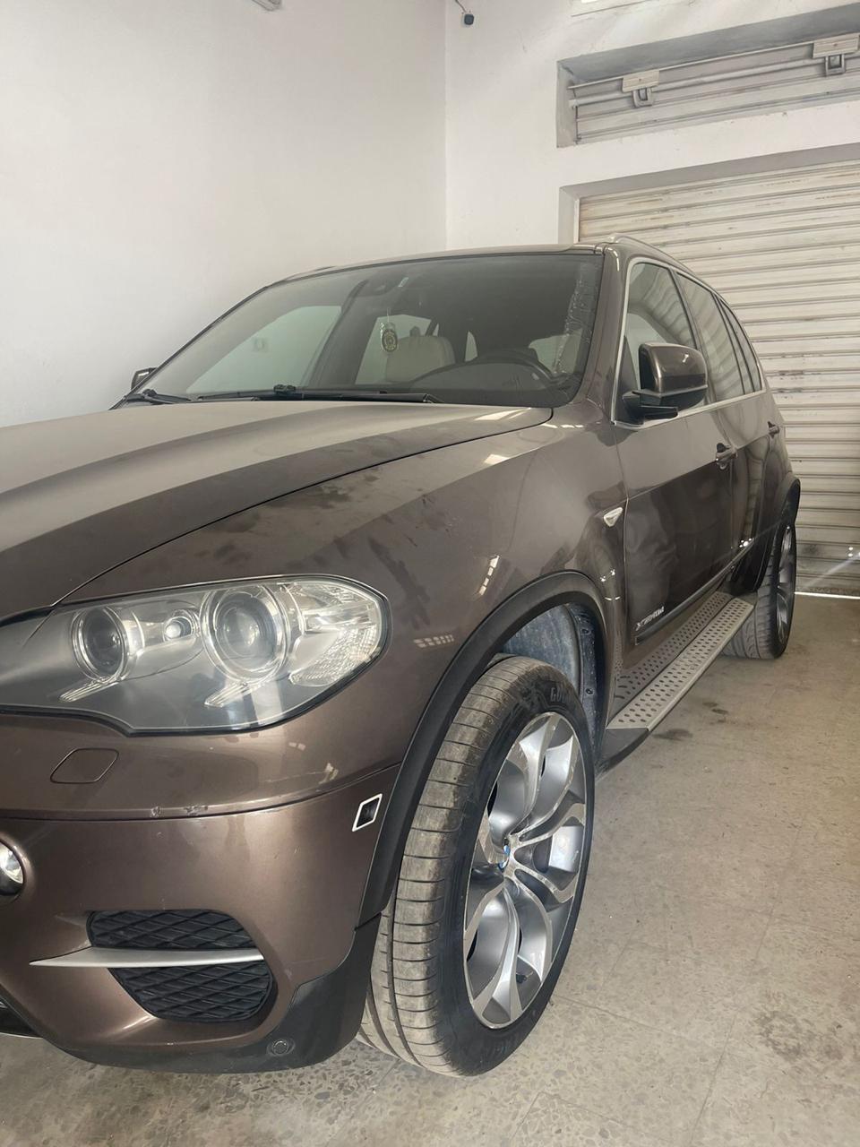 Bmw x5 à vendre à Monastir