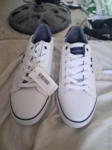 Chaussures-Tom-Tailor-pointure-44-neuf-a-vendre-a-Nabeul-prix-180-dinars-proxity.tn-annonces-chaussures-a-vendre-tunisie-1