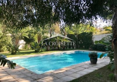 Villa S+4 avec piscine à Gammarth MVL0118