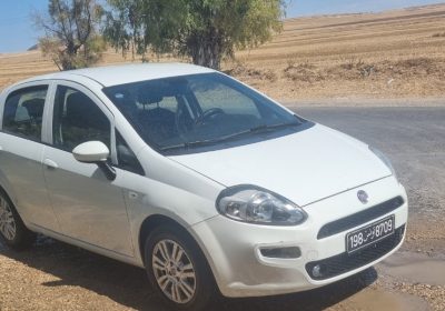 Voiture Fiat Punto 2017 occasion à vendre à Siliana