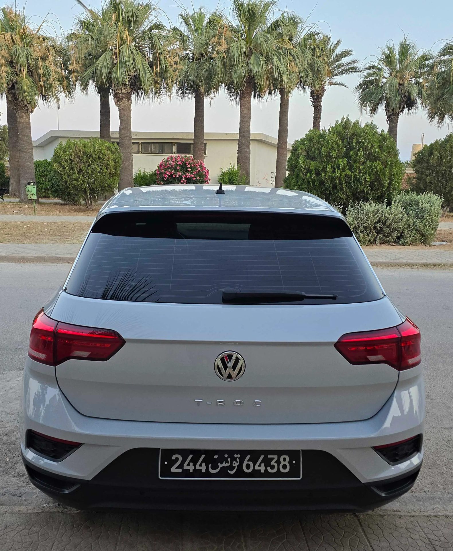 Voiture-Volkswagen-T-ROC-a-vendre-a-Nabeul-prix-74800-dinars-proxity.tn-annonce-voiture-occasion-tunisie-5