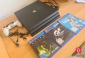 PS4 Pro 1TB à Gabès - 3 jeux inclus