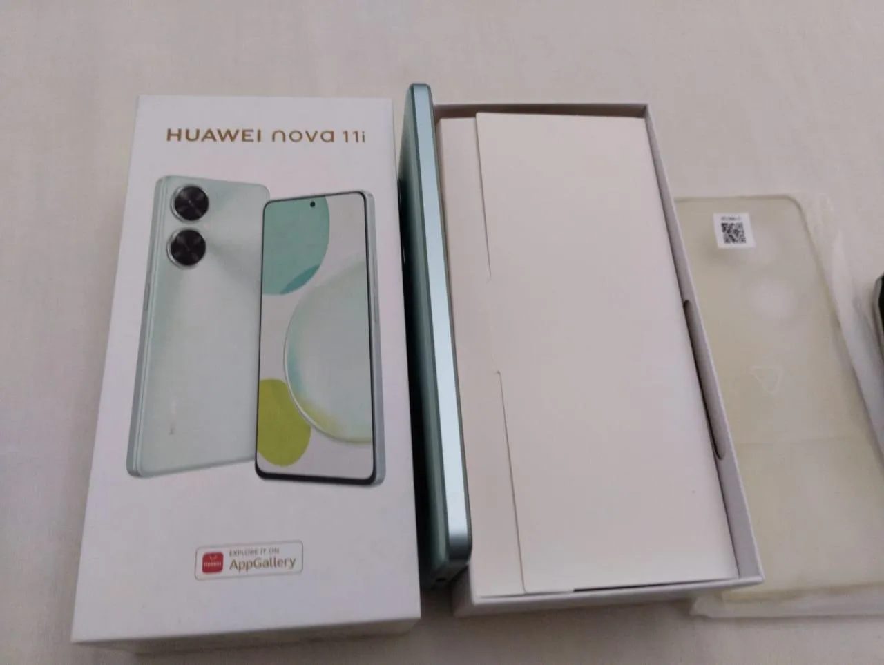 Huawei-Nova-11i-neuf-avec-airpods-a-vendre-a-Bardo-prix-750-dinars-proxity.tn-annonces-telephone-a-vendre-tunisie-3