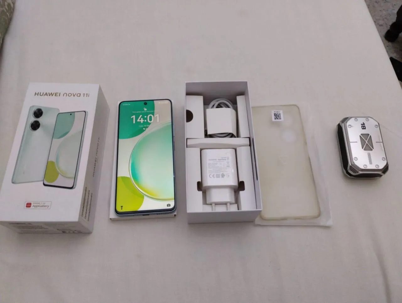 Huawei-Nova-11i-neuf-avec-airpods-a-vendre-a-Bardo-prix-750-dinars-proxity.tn-annonces-telephone-a-vendre-tunisie-6