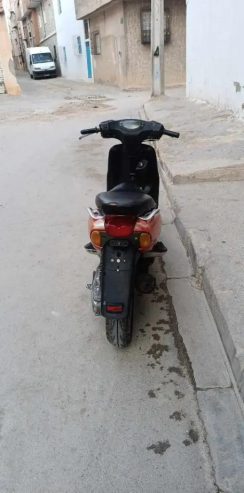 Scooter-MBK-Ovetto-a-vendre-a-Manouba-prix-2500-dinars-proxity.tn-annonces-moto-occasion-tunisie-4