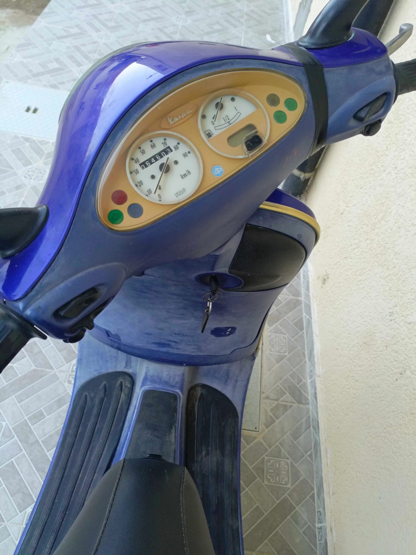 Scooter-PIAGGIO-ZIP-50-4T-a-vendre-a-Mahdia-2800-dinars-proxity.tn-annonces-moto-occasion-tunisie-6