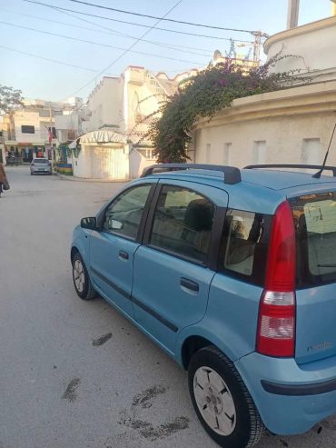 Voiture-Fiat-Panda-a-vendre-a-Raoued-prix-21500-dinars-proxity.tn-annonces-voitures-occasion-a-vendre-tunisie1