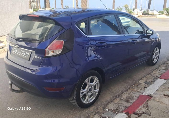 Voiture-Ford-Fiesta-a-vendre-a-Bizerte-prix-36000-dinars-proxity.tn-annonces-voitures-occasions-a-vendre-tunisie-5