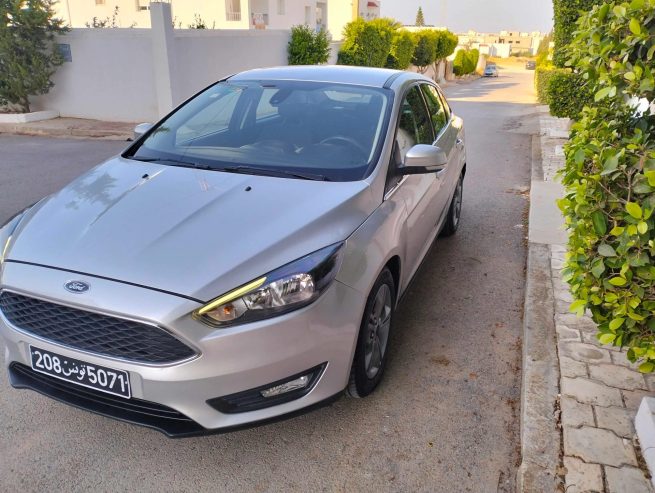 Voiture-Ford-Focus-a-vendre-a-Cite-El-Ghazela-prix-40000-dinars-proxity.tn-annonces-voitures-occasion-tunisie-2