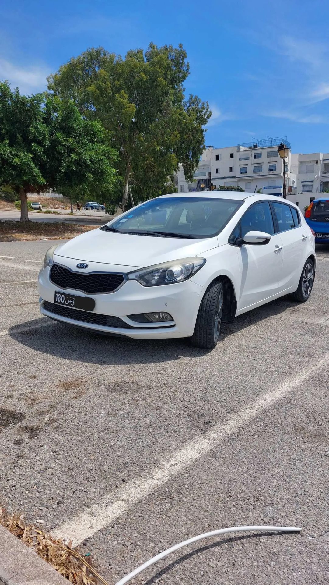 Voiture-Kia-Cerato-a-vendre-a-La-Goulette-prix-40000-dinars-proxity.tn-annonces-voitures-occasion-tunisie-1