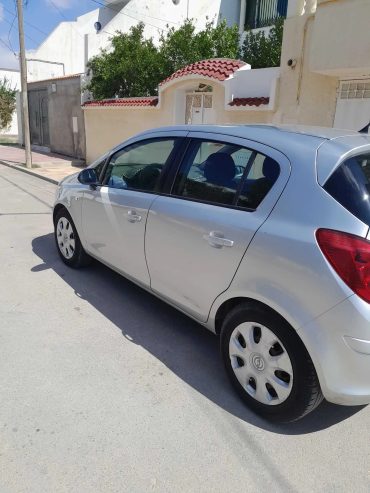 Voiture-Opel-Astra-D-a-vendre-a-Msaken-prix-33000-dinars-proxity.tn-annonces-voitures-occasion-a-vendre-tunisie-1