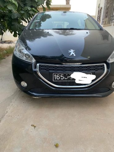 Voiture-Peugeot-208-a-vendre-a-Sousse-prix-26000-dinars-proxity.tn-annonces-voitures-occasions-tunisie