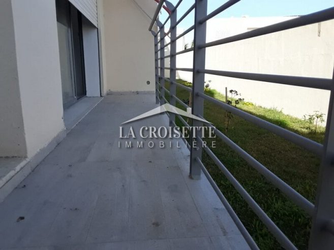 triplex S+4 avec terrasse et jardin à La Soukra MTRV0023