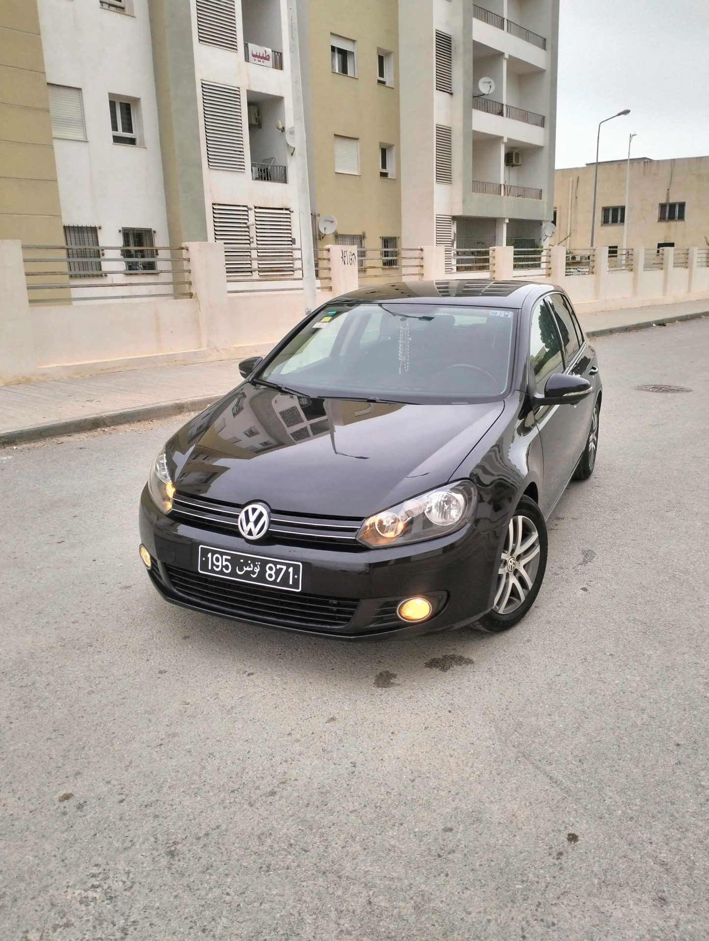 voiture-Volkswagen-Golf-6-a-vendre-a-Tunis-proxity.tn-annonces-voitures-occasion-a-vendre-tunisie-1