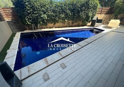 Duplex S+3 avec jardin et piscine à La Marsa ZTRL0072