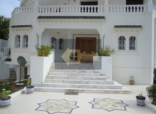 Agence-Ketata-Immobiliere-location-villa-aux-Berges-du-Lac-1-loyer-3500-dinars-par-mois-proxity.tn-annonces-immobilier-location-villa-tunisie