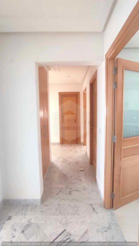 Appartement-S2-haut-standing-a-louer-a-Cite-Ennasr-loyer-1000-dinars-par-mois-proxity.tn-annonces-immobilier-appartement-a-louer-tunisie-4