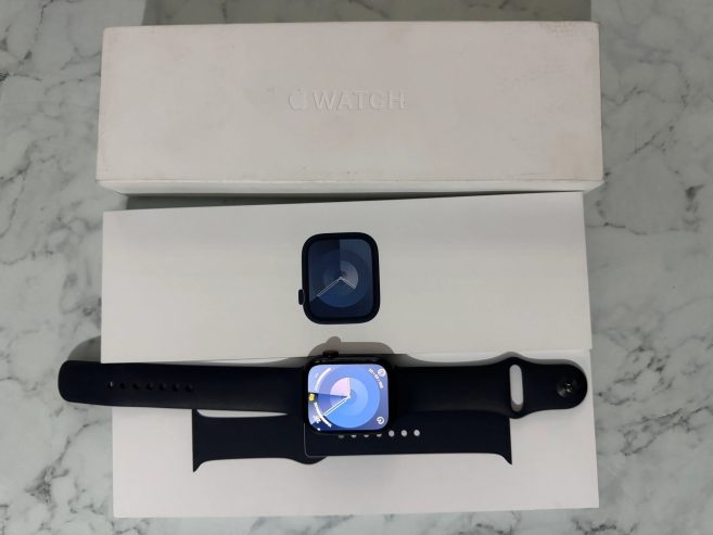 Apple-Watch-Series-9-45-mm-a-vendre-a-Cite-El-Ghazela-prix-1050-dinars-proxity.tn-annonce-smart-watch-a-vendre-tunisie