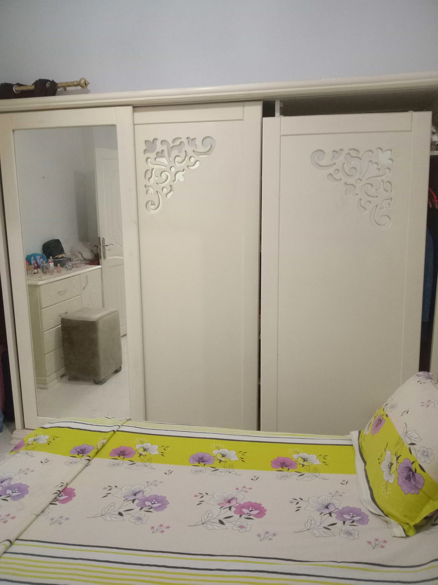 Chambre-a-coucher-a-vendre-a-Raoued-prix-900-dinars-proxity.tn-annonce-tunisie-chambre-a-coucher-occasion-a-vendre-1