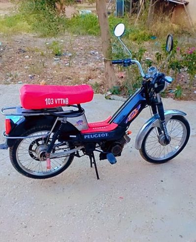 Moto-Peugeot-103-a-vendre-a-Tunis-prix-800-dinars-proxity.tn-annonce-moto-a-vendre-tunisie-1