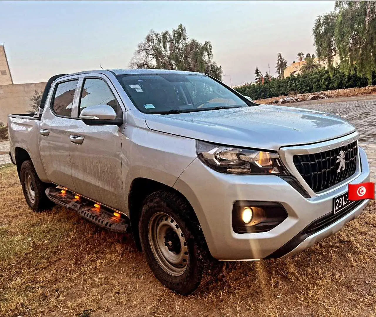 Pickup-Peugeot-Landtrek-Double-Cabine-a-vendre-a-Sousse-prix-73500-dinars-proxity.tn-annonce-pickup-occasion-a-vendre-tunisie-1