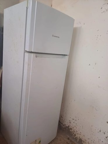 Refrigerateur-Ariston-360-L-a-vendre-a-Mornag-prix-450-dinars-proxity.tn-annonce-electromenager-a-vendre-tunisie