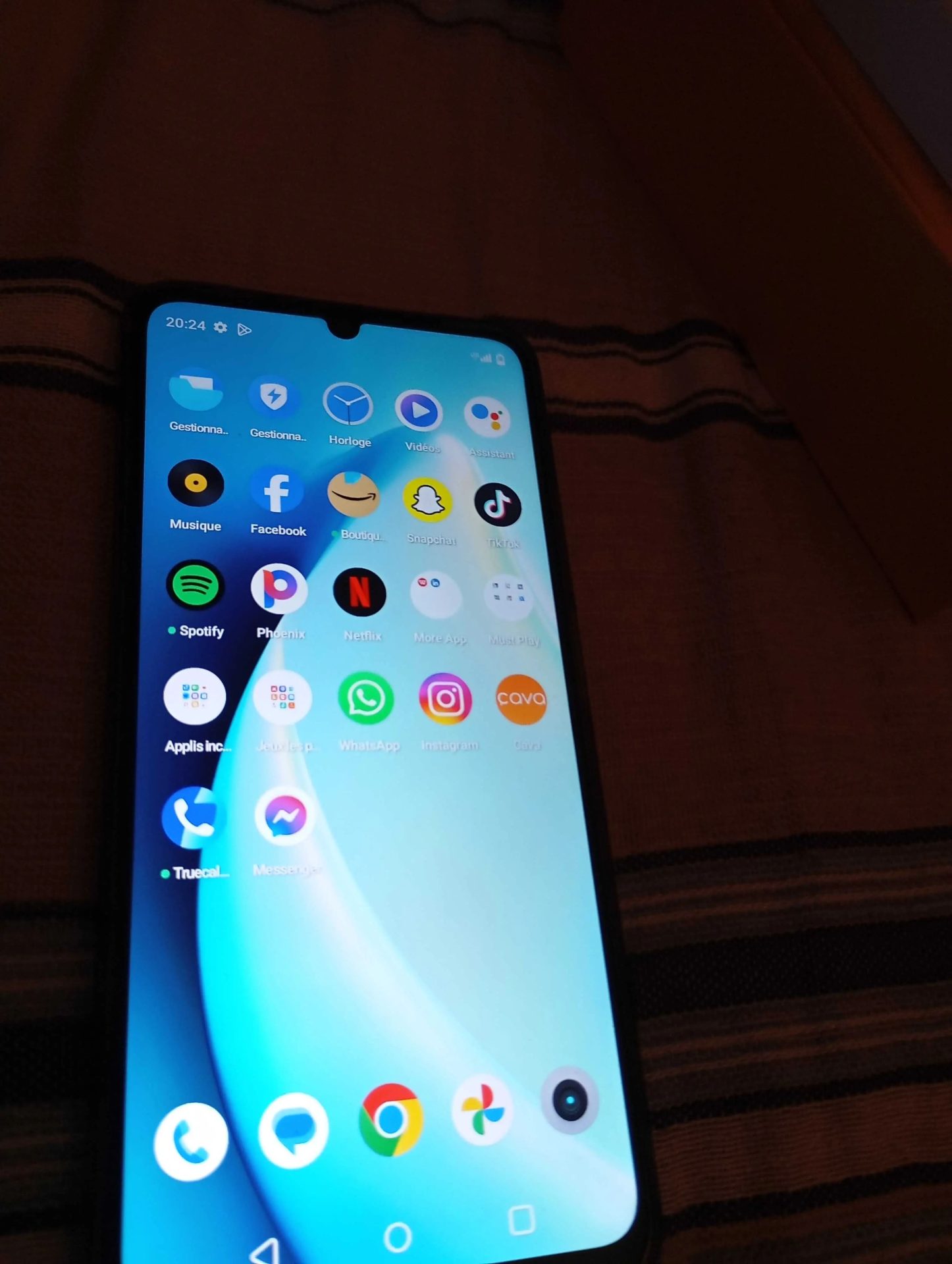 SMARTPHONE-REALME-NOTE-50-noir-4-Go-Ram128-Go-stockage-a-vendre-a-Ben-Arous-proxity.tn-annonce-telephone-tunisie-1