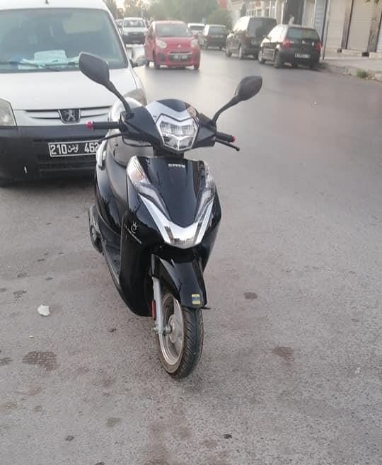 Scooter-Dayun-125-CC-a-vendre-a-Megerine-prix-3800-dinars-proxity.tn-annonce-moto-a-vendre-tunisie-2