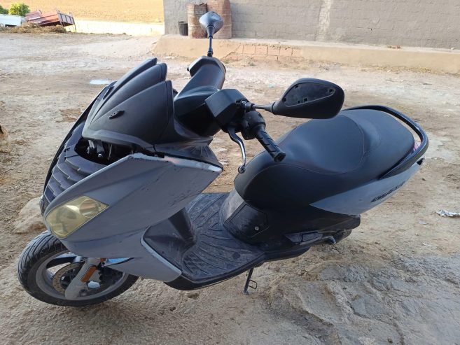 Scooter-Peugeot-Citystar-50cm3-a-vendre-a-Menzel-Temime-prix-3500-dinars-proxity.tn-annonce-moto-occasion-a-vendre-tunisie-1