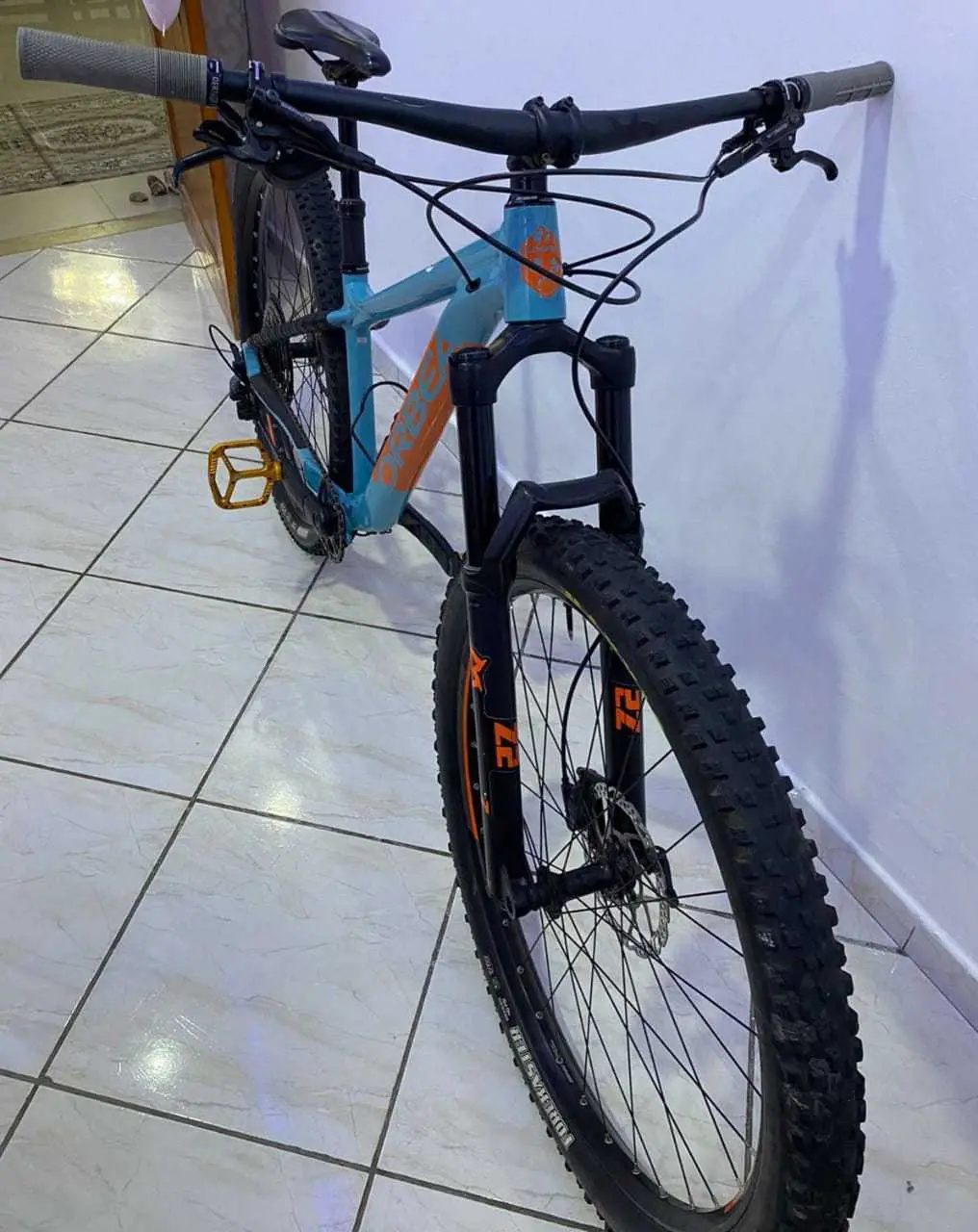 Velo-de-montagne-Orbea-Oiz-2023-a-vendre-a-Jarzouna-prix-1500-dinars-proxity.tn-annonce-velo-a-vendre-tunisie