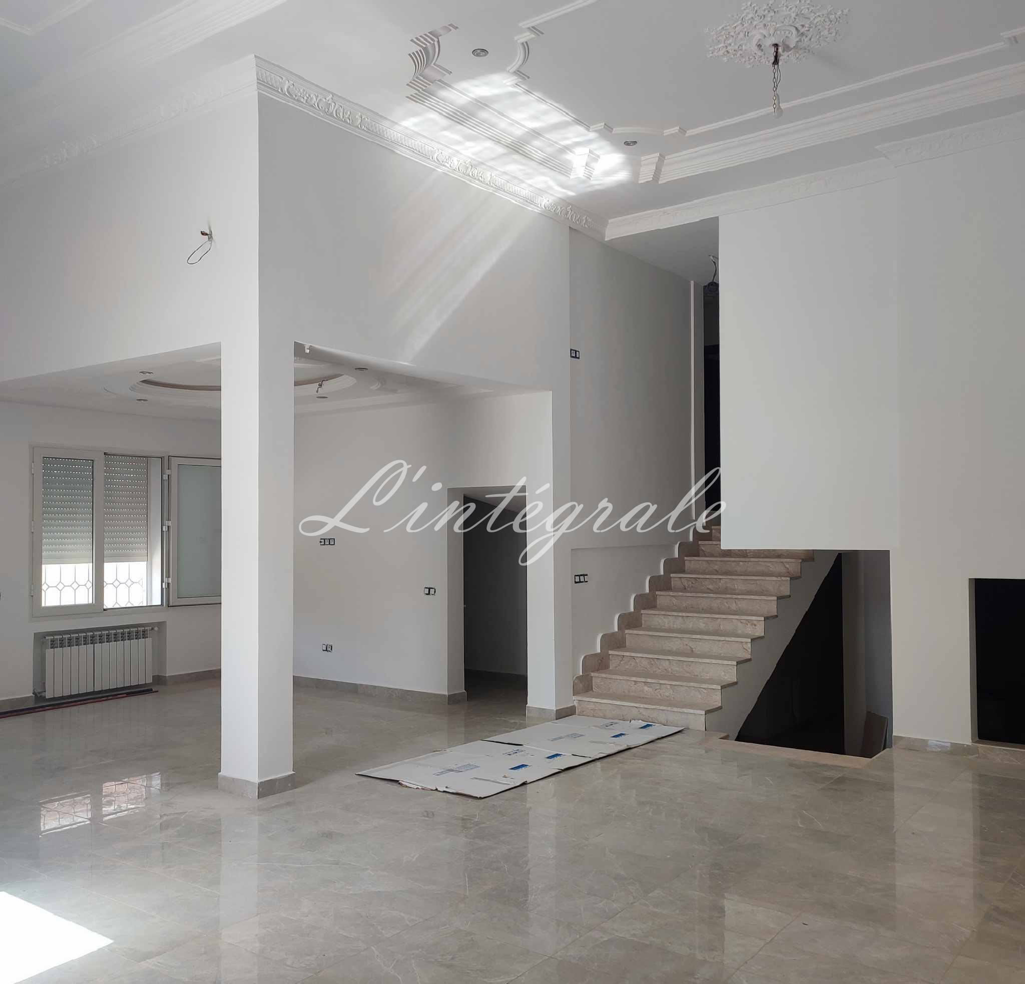 Villa-haut-standing-jamais-habitee-a-louer-a-Ariana-Superieur-loyer-9000-dinars-proxity.tn-annonce-immobilier-location-villa-tunisie-3