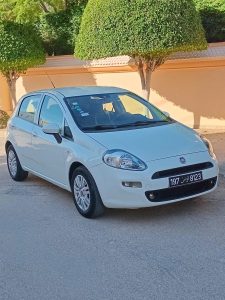 Fiat Punto 2017 à vendre à Sahloul – 27000 DT