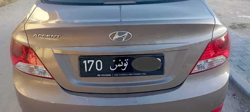 Voiture-Hyundai-accent-a-vendre-a-Riadh-El-Andalous-prix-35000-dinars-proxity.tn-annonce-voiture-occasion-tunisie-2