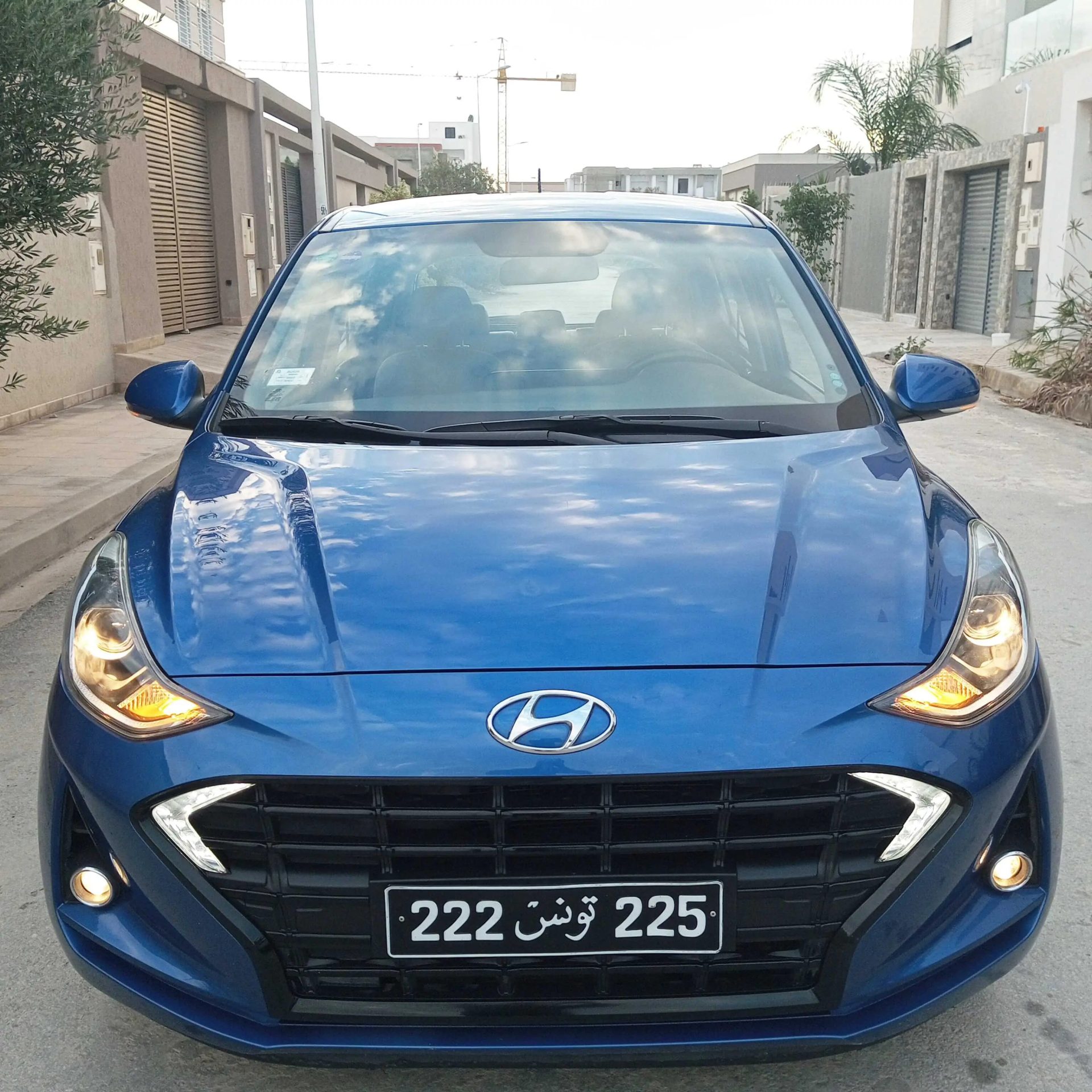 Voiture-Hyundai-grand-i-10-high-grade-BVA-a-vendre-a-La-Soukra-prix-45000-dinars-proxity.tn-annonce-voiture-occasion-a-vendre-tunisie-5