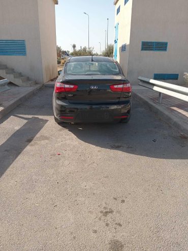 Voiture-Kia-Rio-a-vendre-a-Charguia-prix-34500-dinars-proxity.tn-annonce-voiture-occasion-a-vendre-tunisie-1