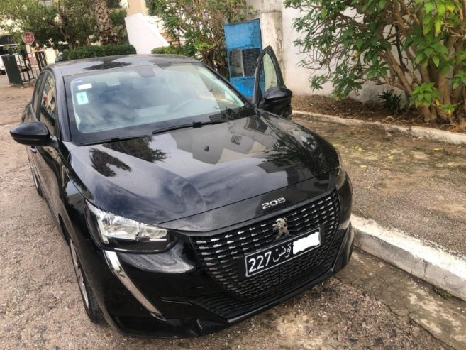 Voiture-Peugeot-208-a-vendre-a-Tunis-prix-40000-dinars-proxity.tn-annonces-voitures-occasion-a-vendre-tunisie-3