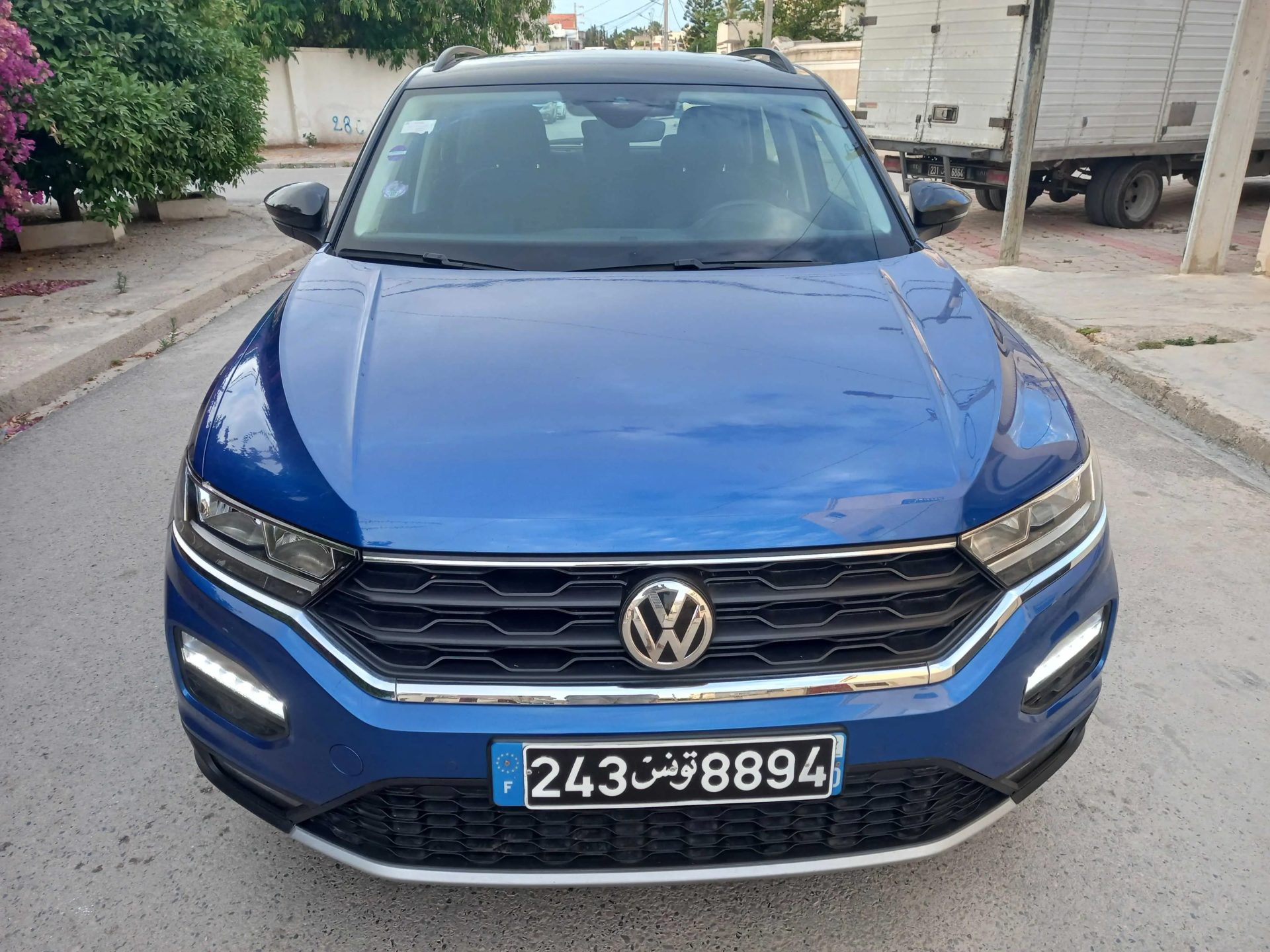 Voiture-Volkswagen-T-ROC-a-vendre-a-Ben-Arous-prix-76000-dinars-proxity.tn-annonce-voiture-occasion-a-vendre-tunisie-1