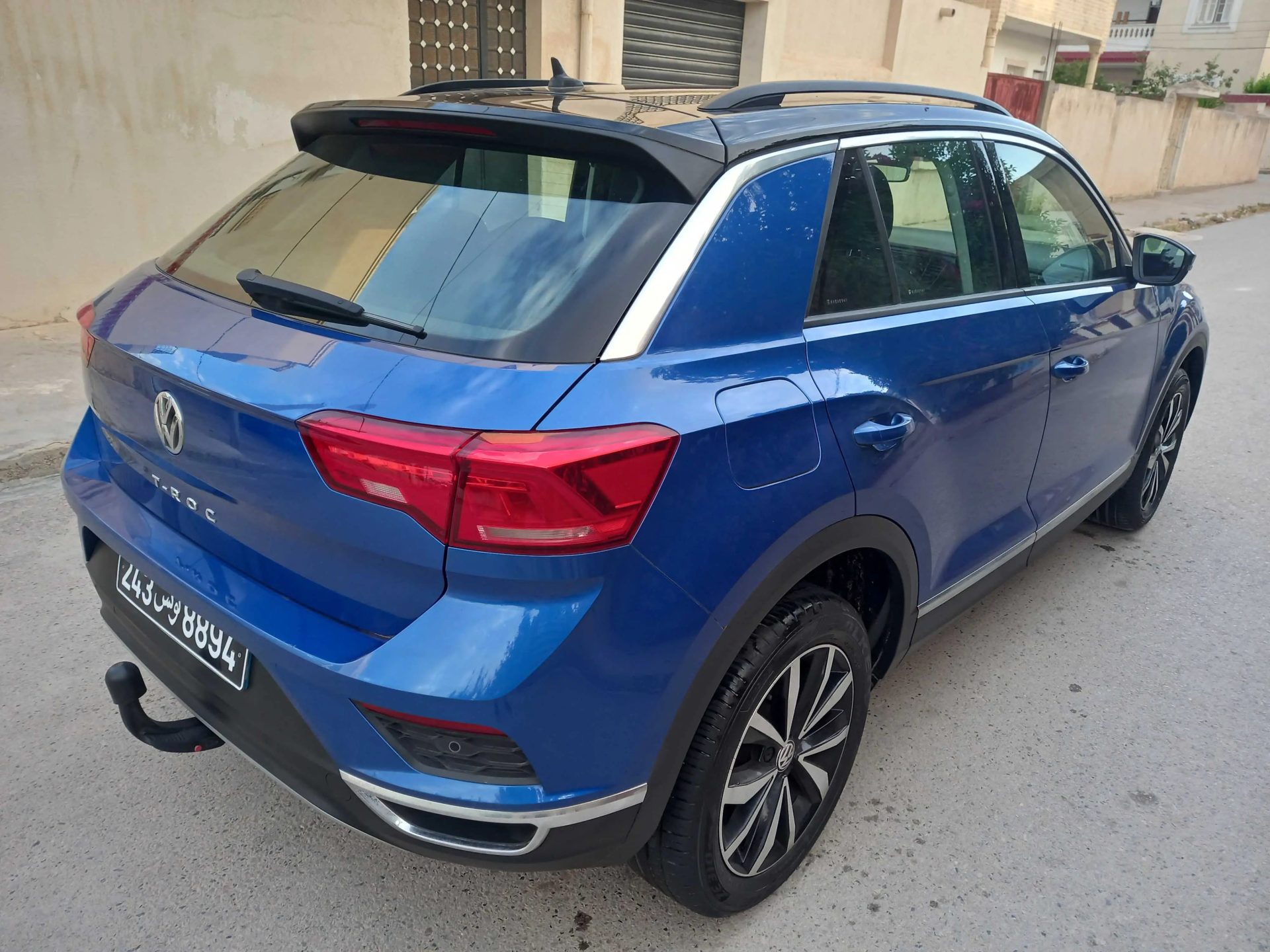 Voiture-Volkswagen-T-ROC-a-vendre-a-Ben-Arous-prix-76000-dinars-proxity.tn-annonce-voiture-occasion-a-vendre-tunisie-4