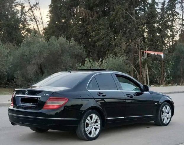 Voiture-mercedes-c-200-cdi-a-vendre-a-cite-el-ghazela-prix-44000-dinars-proxity.tn-annonce-tunisie-voiture-occasion-a-vendre-4