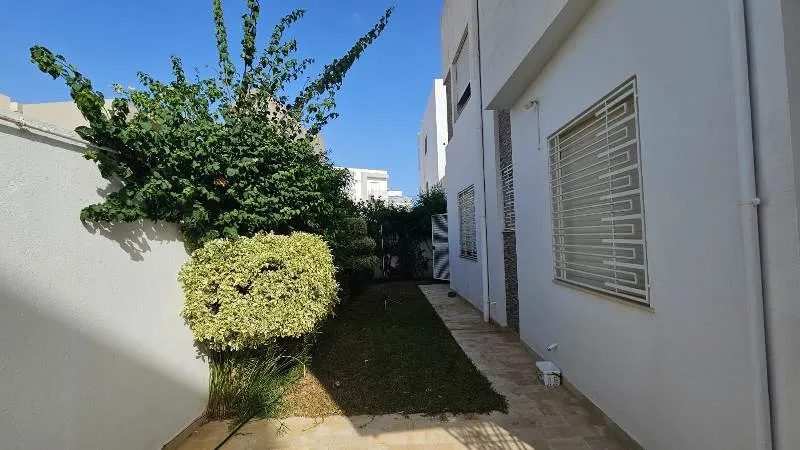 agence-TPS-Immobiliere-location-villa-meublee-a-AFH-Mrezga-loyer-3000-dinars-par-mois-proxity.tn-annonces-tunisie-immobilier-villa-a-louer-7